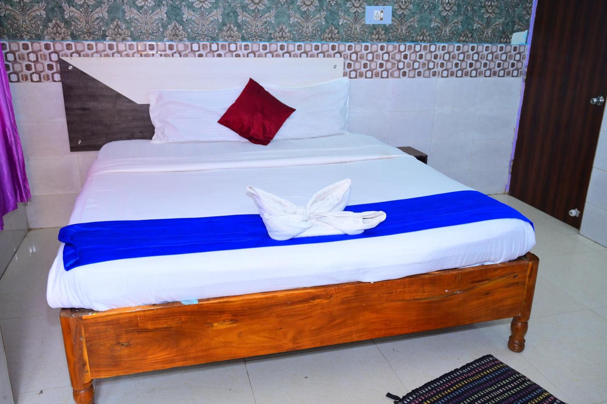 Mor Hotel Beach Heaven-স্বর্গদ্বার গোল্ডেন বিচ এবং মন্দিরের কাছে হোটেল বিচ হেভেন- Near Golden Beach & Temple Best Selling & Best Choice Of Travellers Puri Εξωτερικό φωτογραφία